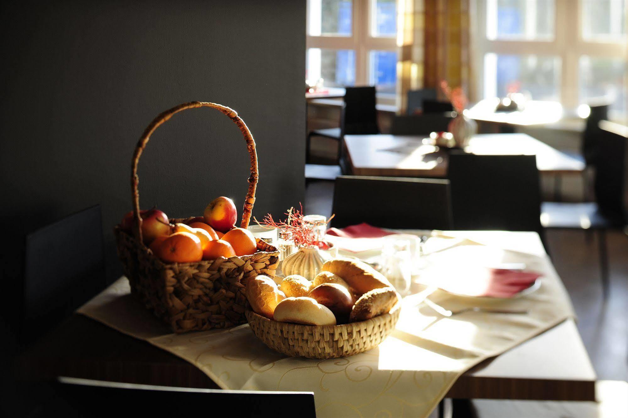 Hotel Kapeller Innsbruck Kültér fotó